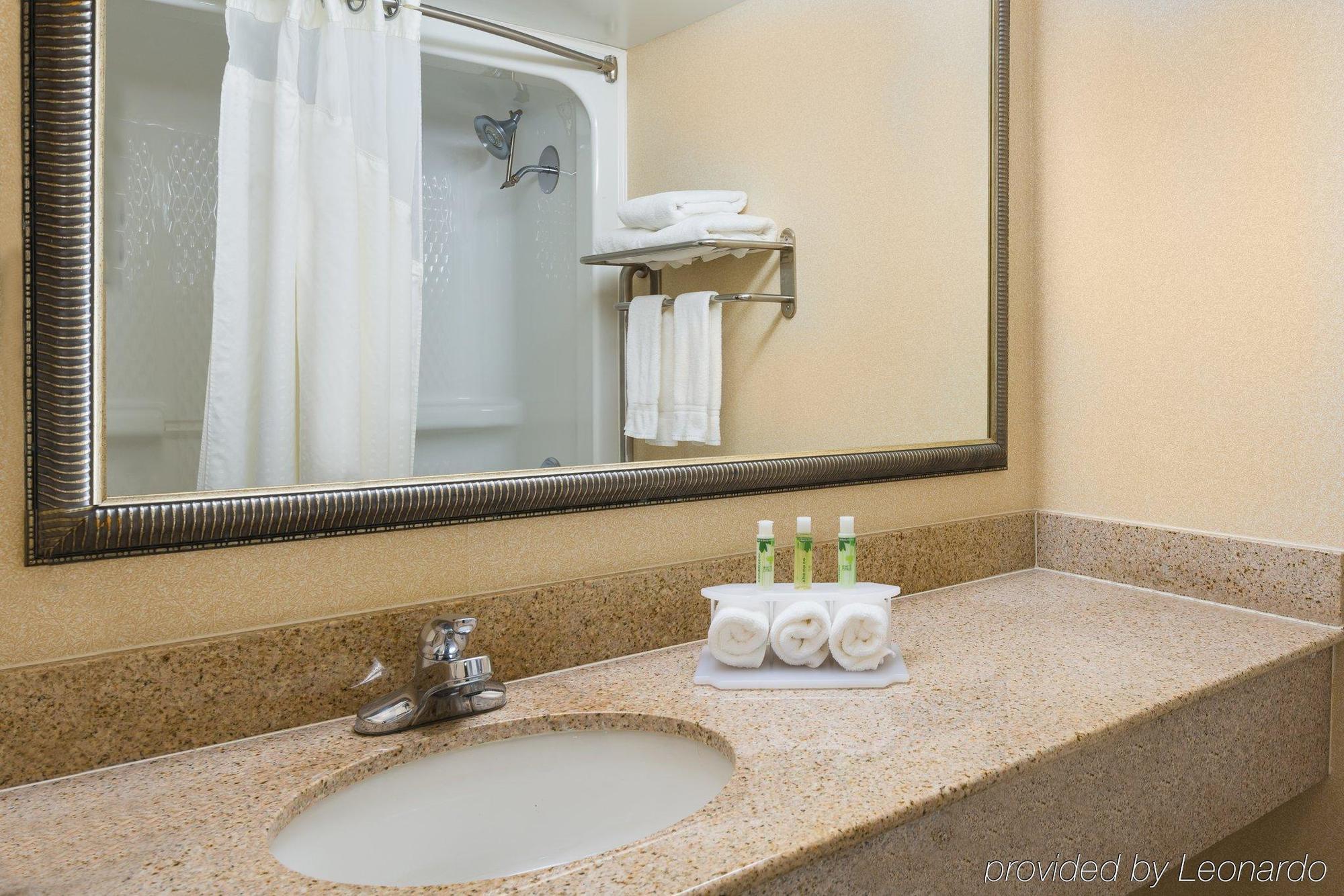 Holiday Inn Express Richmond-Mechanicsville By Ihg Exterior foto