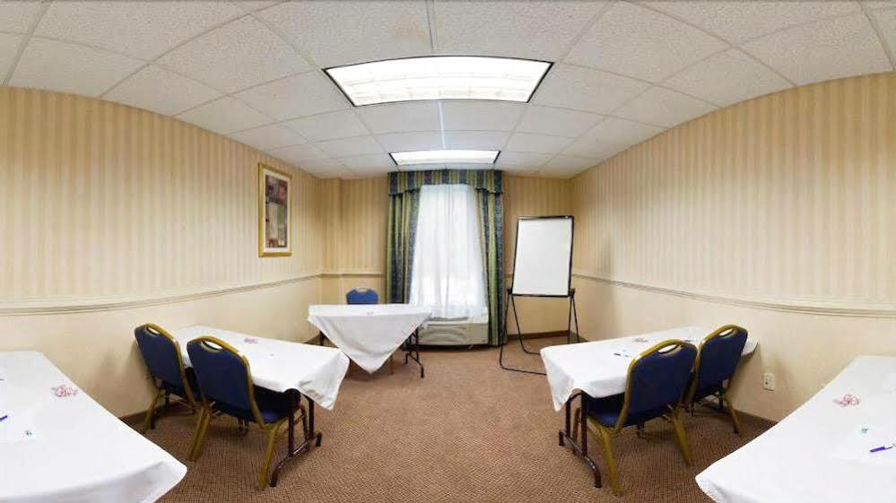 Holiday Inn Express Richmond-Mechanicsville By Ihg Exterior foto